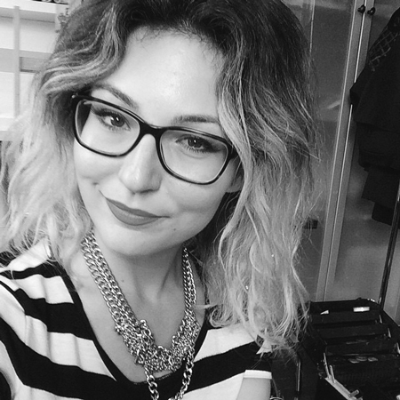 Talysia_Headshot_450-x-450 greyscale